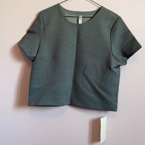 NWT lululemon Shaped SS